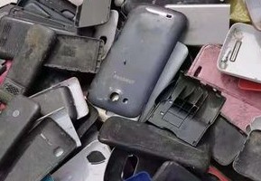 库克称iPhone将采用可回收材料生产