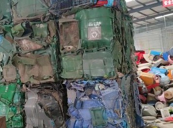 杭州富阳全面建成垃圾四分类清运体系